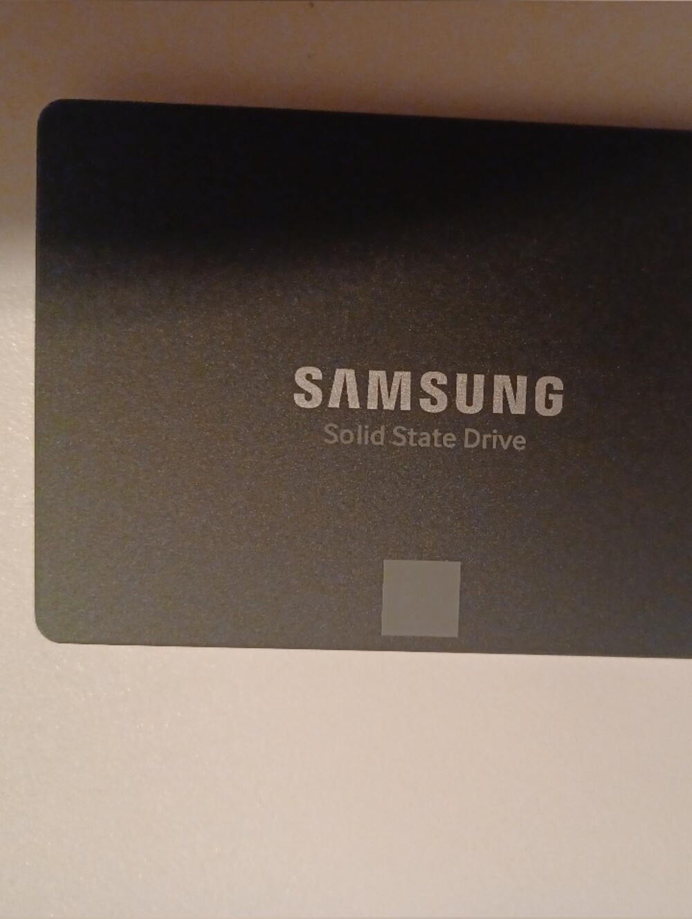Used samsung 500GB SSD Solid State Drive. In good condition, no bad sectors.